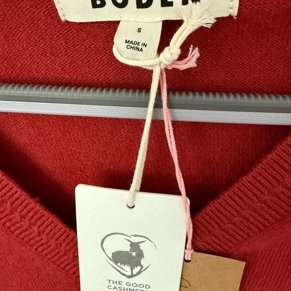 Boden  Eva Cashmere V-Neck Jumper - Picture 3 of 4